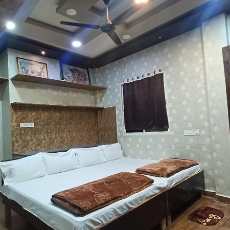 Mangaldeep Guest House อุจเจน ภายนอก รูปภาพ