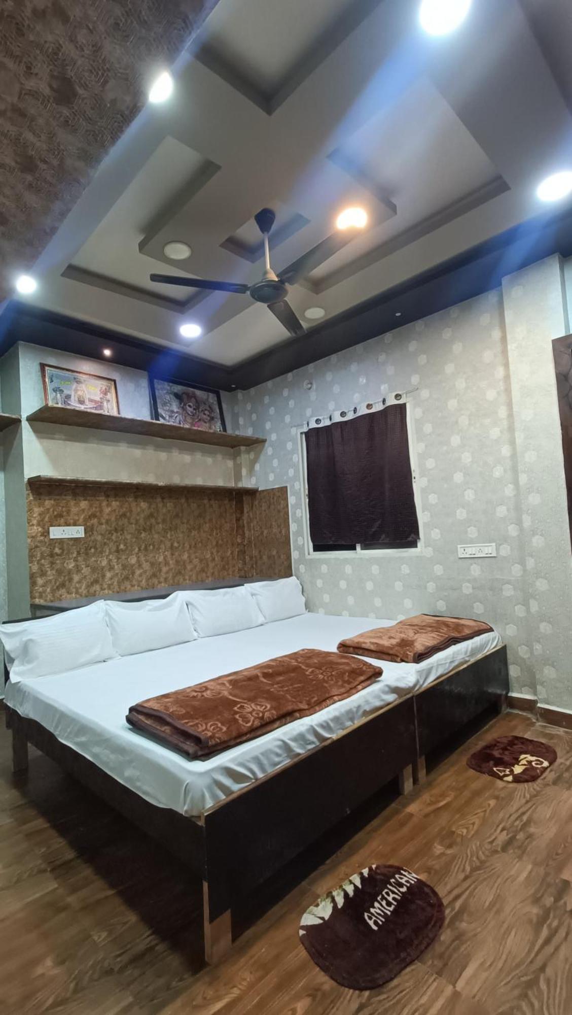 Mangaldeep Guest House อุจเจน ภายนอก รูปภาพ